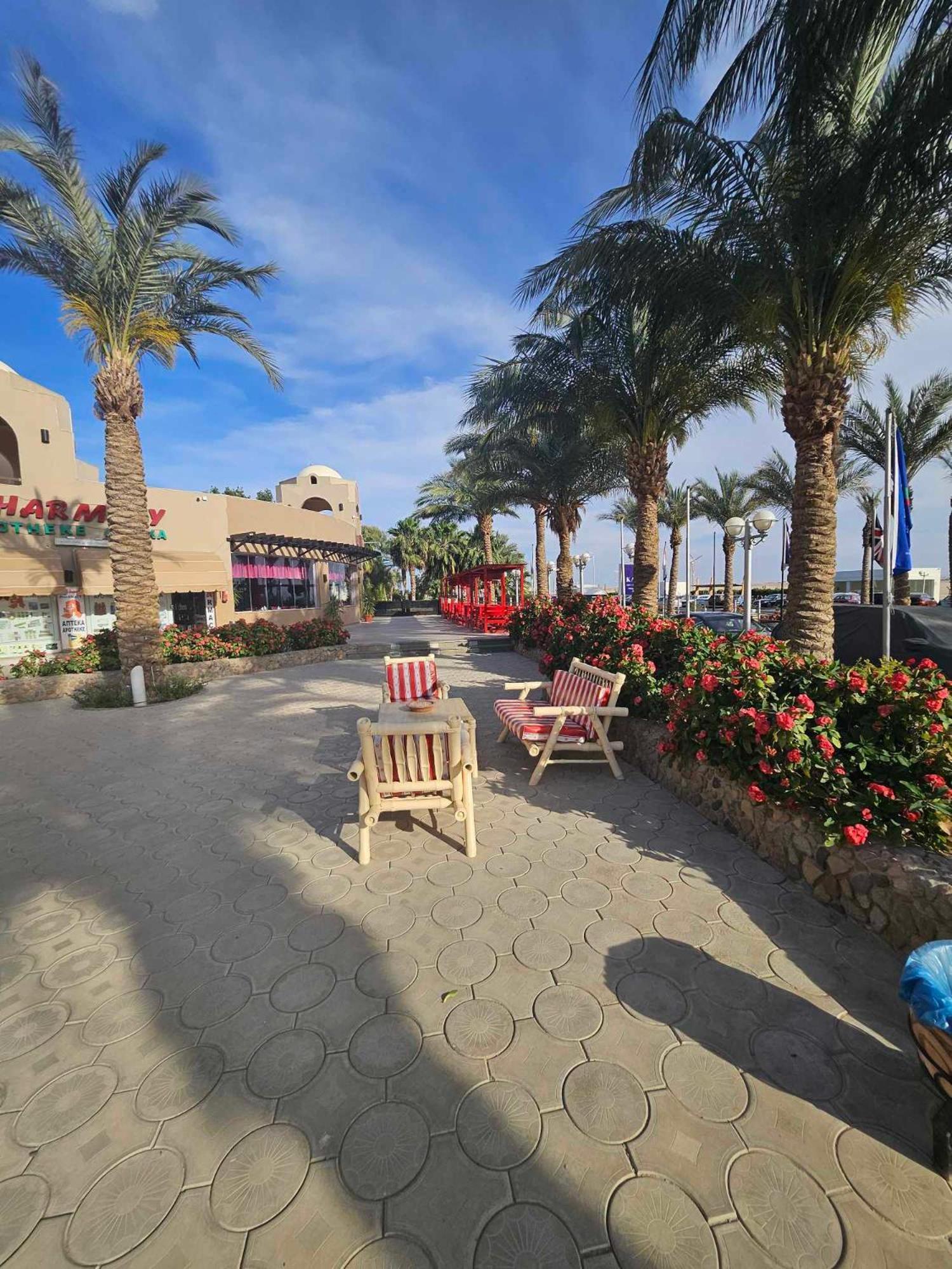 Comfortable Studio In Hotel Karma With Private Beach And Pools Family Only Or Female Hurghada Exterior photo